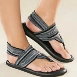 SANUK YOGA SLING Black Strips Sandals 9